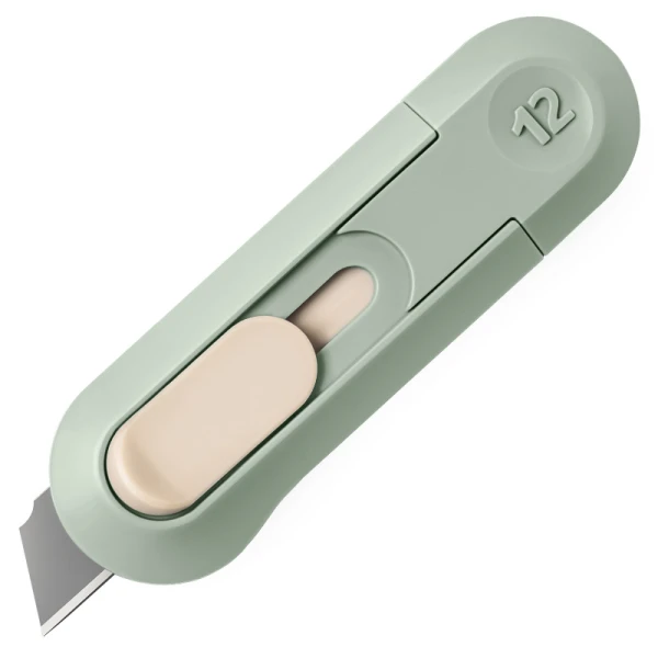 DELI PLASTIC POCKET CUTTER 8 cm GREEN