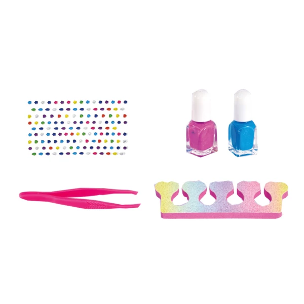 MANICURE SET WITH ACCESSORIES