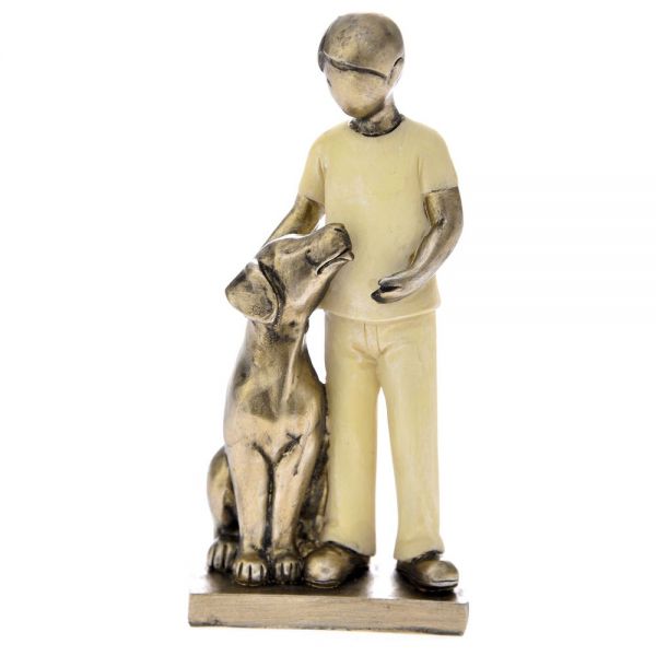 POLYRESIN BOY WITH DOG WEARING CREAM CLOTHES 7X6X16 cm