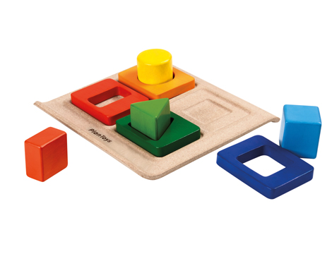 GAME PLAN TOYS WOODEN BASE WITH GEOMETRIC BODIES
